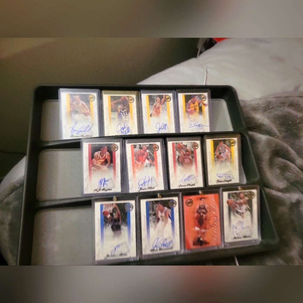 Press Pass 2000 complete set with 12 authentic autographed cards